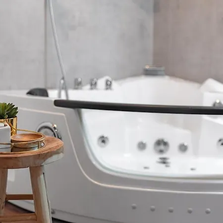 Linstantpresent Appartamento *